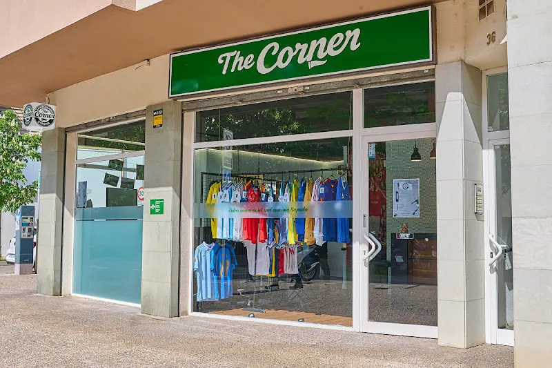 The Corner Girona - Barbería en Girona - foto 2
