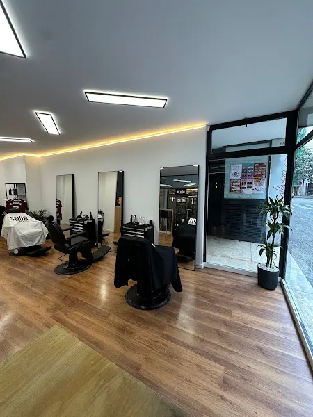Snub Barber - Girona