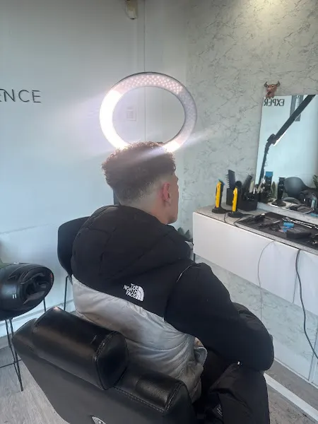AX barber studio