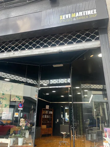 Xevi Martinez Stylists & Barber Shop - Barbería en Girona - foto 2