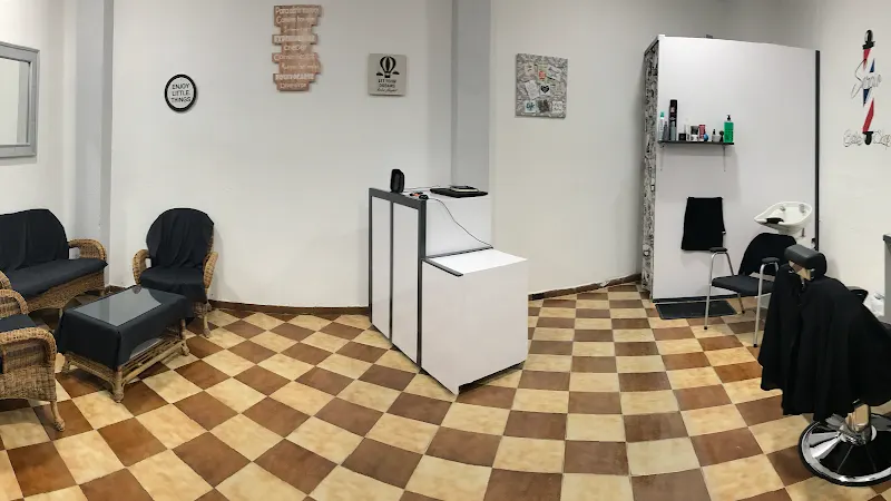 Sergio Barbershop - Peluquería en San Fernando - foto 2