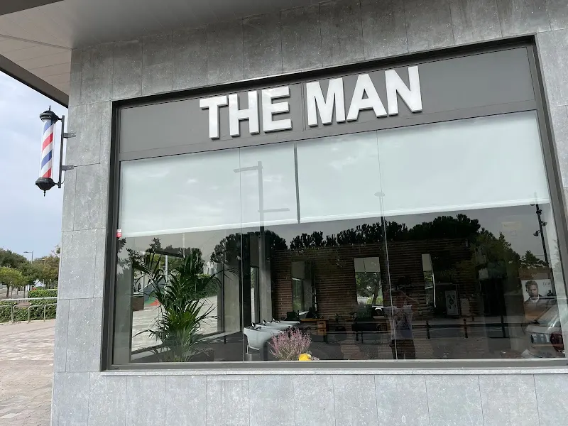 The Man Volpelleres - Peluquería en Hospitalet de Llobregat (L) - foto 2