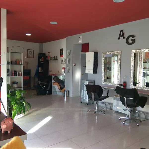 Salón de belleza Ana Guzmán y Barbería Zizybarber - Linares