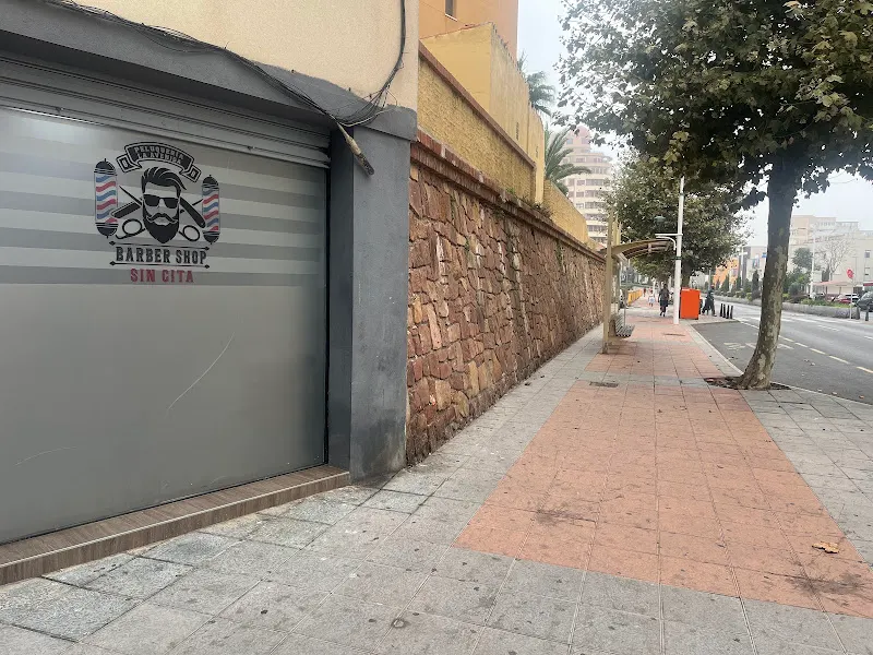 Peluquería WMR - Barbería en Ceuta - foto 2