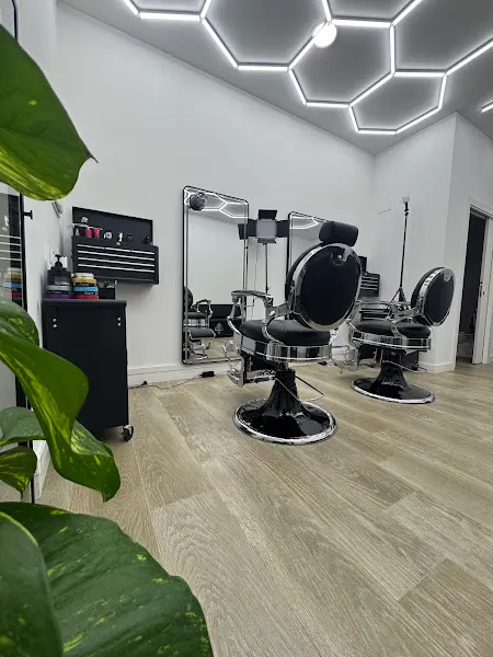 DG Barber Studio
