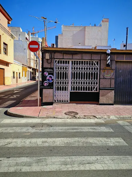 Barberia Uzzi - Torrevieja