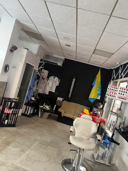 30 Barbershop - Barbería en Torrevieja - foto 2