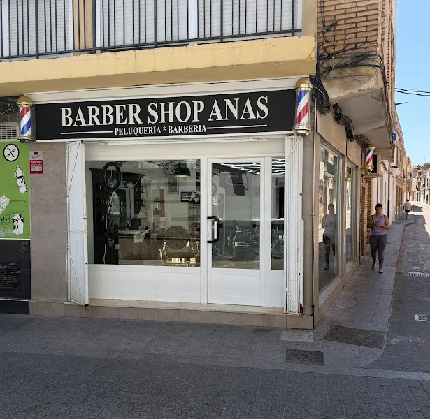 Barber Shop Anas - Peluquería en Torrent - foto 2