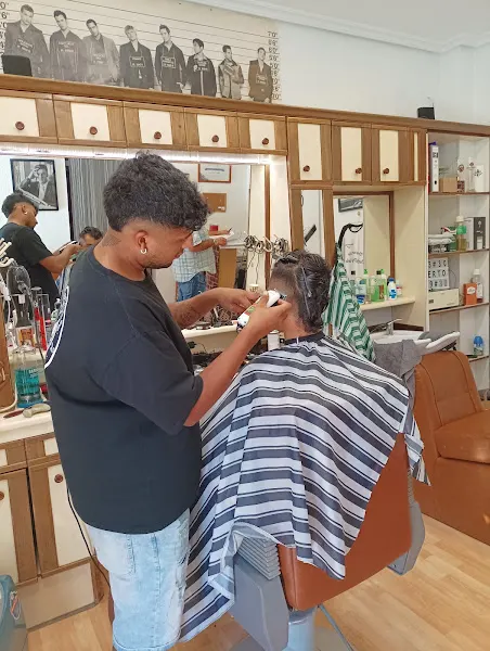 Barbería.Peluqueria Caballeros 💈 David Prieto