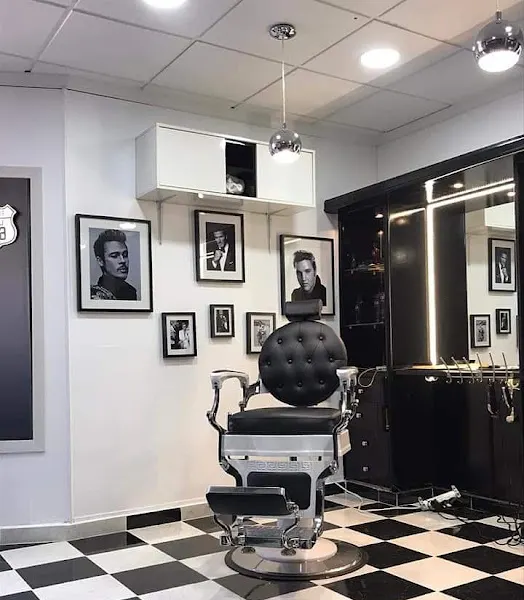 Iván Dorado - Barbería en Orihuela - foto 2