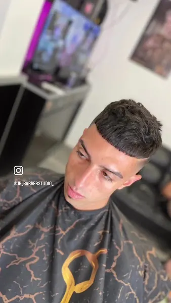 JOSELU BARBER STUDIO - Orihuela