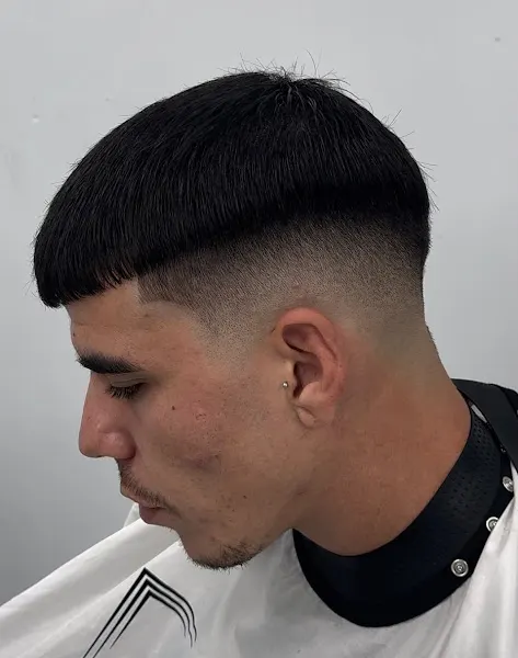Eleven Men’s hair studio