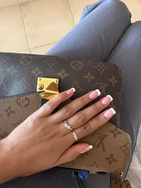 Violeta Peluquerías