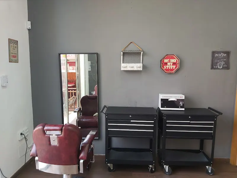 Barbershop El Uru