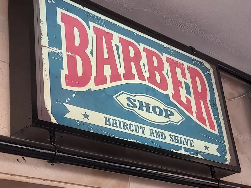 Barbería Rayan Benidorm - Barbería en Benidorm - foto 2