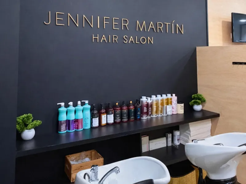 Jennifer Martín Hair Salón - Torremolinos