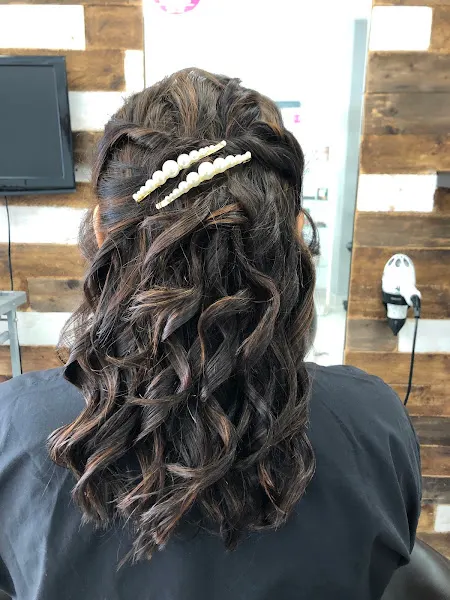 CarolinaCaraballo Peluquería Y Estética