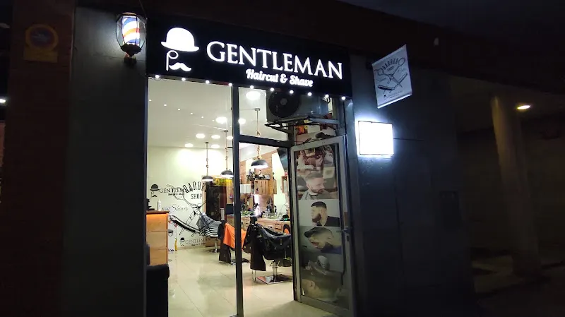 GENTLEMAN Hair Cut & Shave