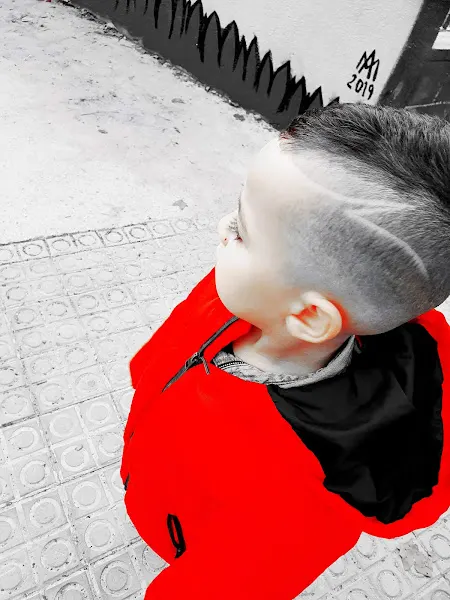 Barberia Colom Blanc Home I Nen - Barbería en Vilanova i la Geltrú - foto 2