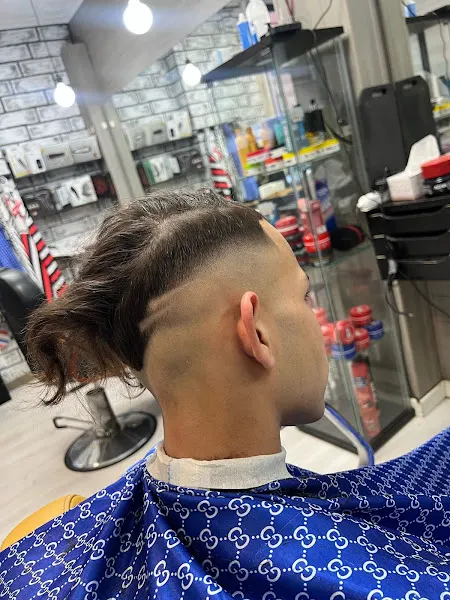 Peluqueria El Príncipe - Motril