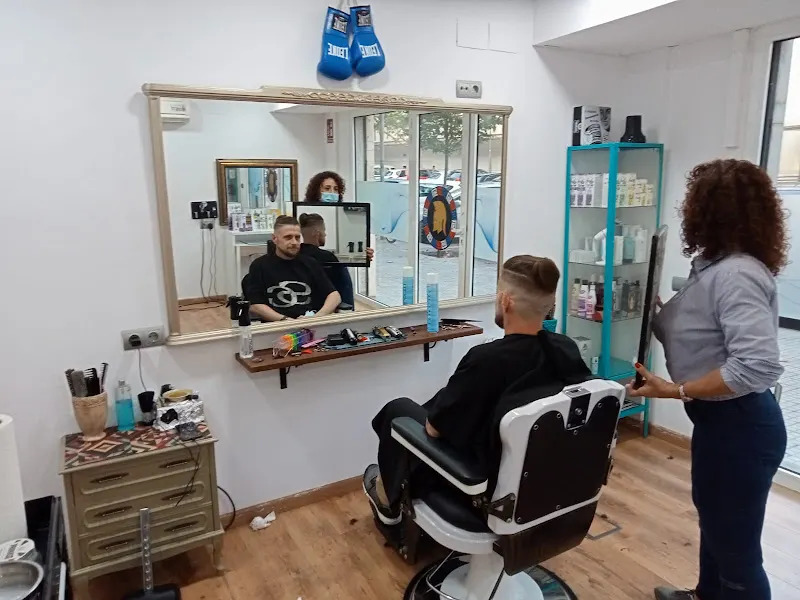 Espartana Barber shop - Barbería en Santa Coloma de Gramenet - foto 2