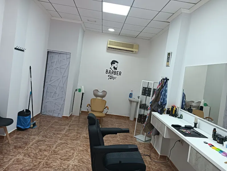 Peluquería barbería Dos Navajas - Alicante
