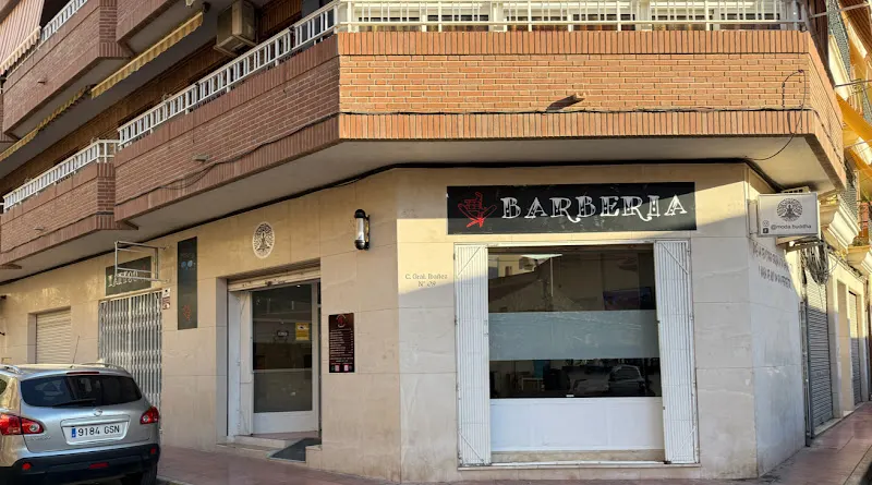 Barbería & Tattoo