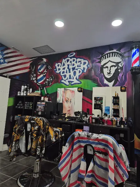 American Barbershop And Beauty Center - Barbería en Santa Lucia de Tirajana - foto 2