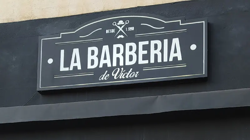 La barbería de Victor - Barbería en Huesca - foto 2