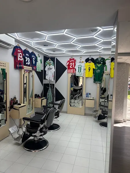 Ameezy barber - Barbería en Huesca - foto 2