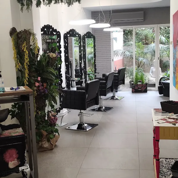 Perruqueria Montse Colomé - Peluquería en Mollet del Vallès - foto 2