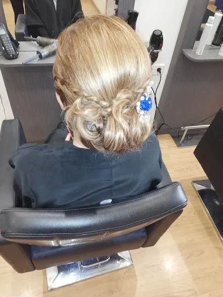 SARA RUIZ ESTILISTAS - Pinto
