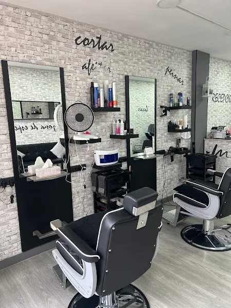 PELUQUERÍA DE CABALLEROS *MAPY* - Peluquería en Torrelavega - foto 2