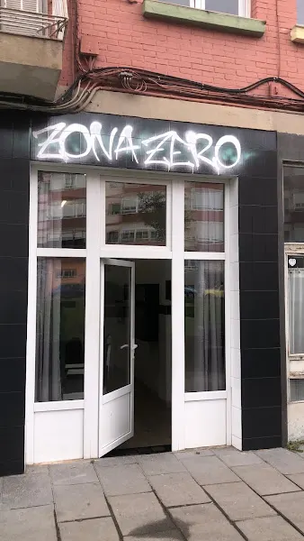 Zona zero barberos - Barbería en Torrelavega - foto 2