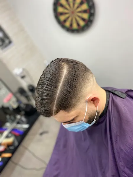 Mr Brutus's mustache Barbershop Pinto - Pinto