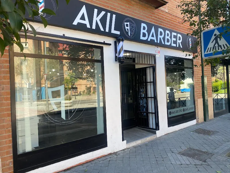 Akil.barber - Pinto