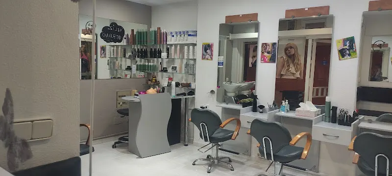PELUQUERIA PARIS - IBIZA - Ibiza