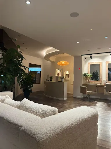 Bruna Alana Hair Salon