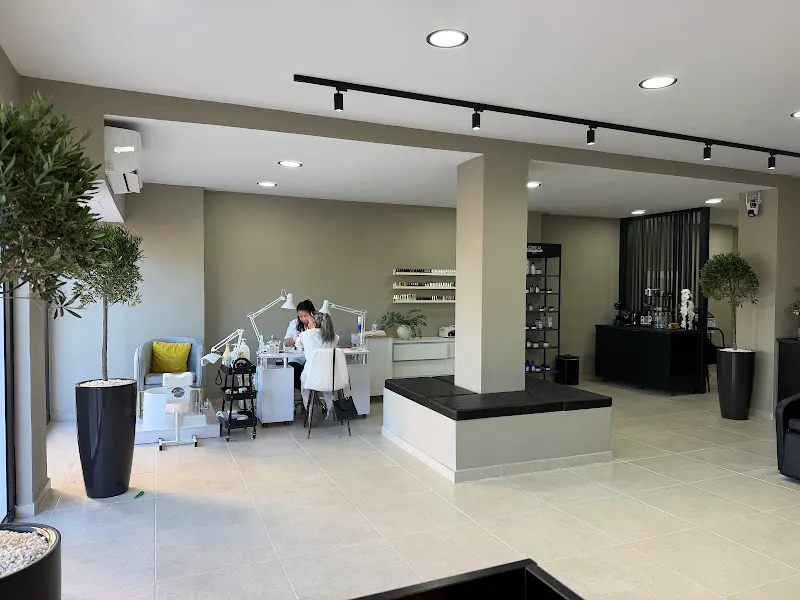 Cleiton Cabeleireiro Estudio Salón - Ibiza