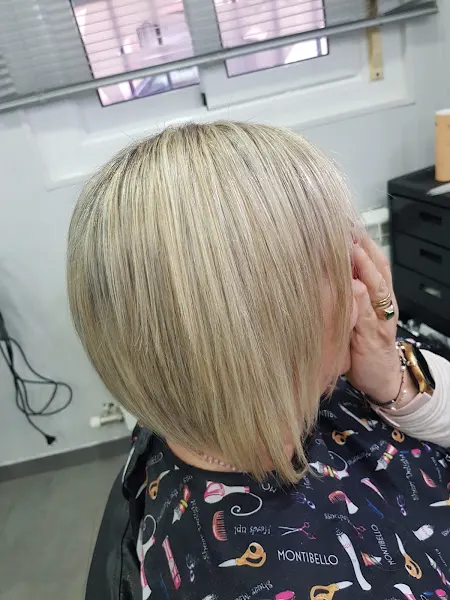 Peluquería Júlia Igualada