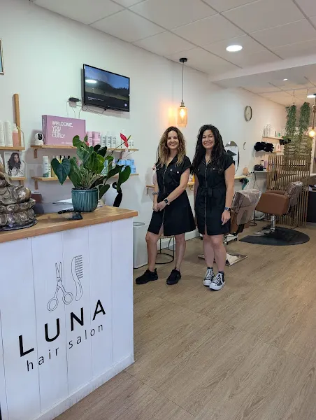 Luna Hair Salon - Peluquería en Alicante - foto 2