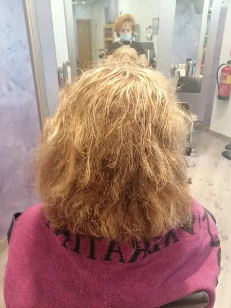 PELUQUERÍA Y ESTÉTICA AMPARO - Segovia