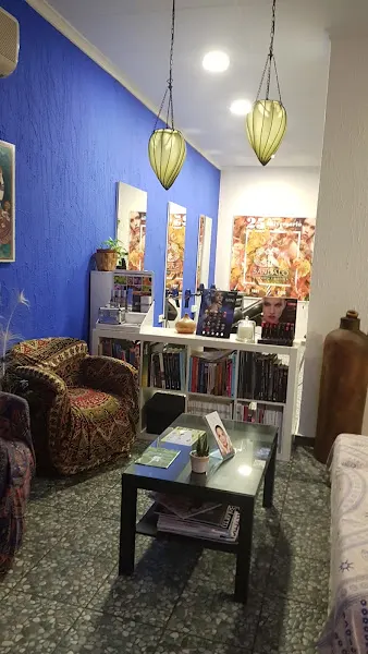 Peluqueria y Estetica Sandalo - Peluquería en Villena - foto 2