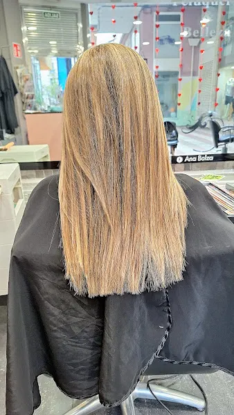 PELUQUERIA & BELLEZA ANA BALZA