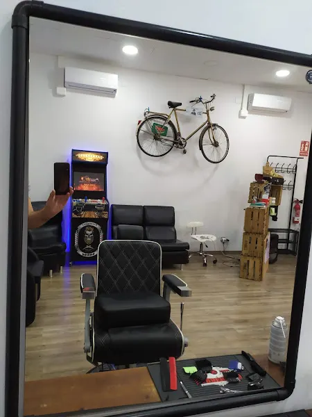 Barbershop08690 - L'Hospitalet de Llobregat