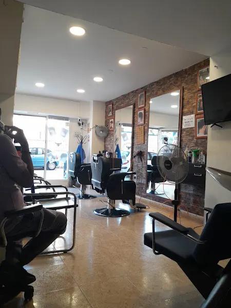 Tauro Barber Shop - Peluquería en Castellón de la Plana - foto 2