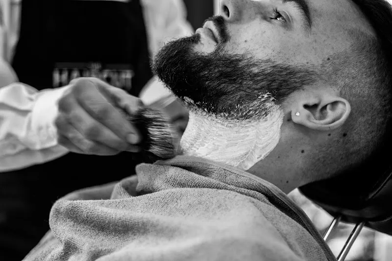 MOGWAI - Professional Barber Shop in Albir | by Emmalene Gale | Appointments and Walk-ins - Barbería en Altea - foto 2