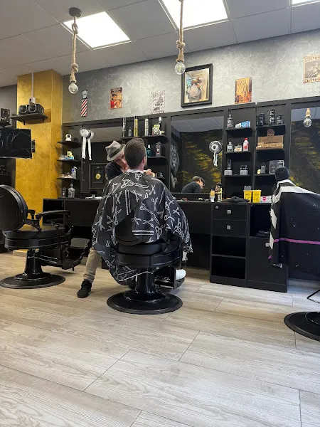 Barberia Lion King la nucia