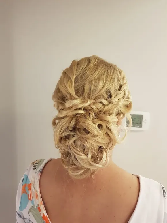 Jordán Estilistas Peluqueria y Maquillaje Novias - Peluquero a domicilio en San Vicente del Raspeig