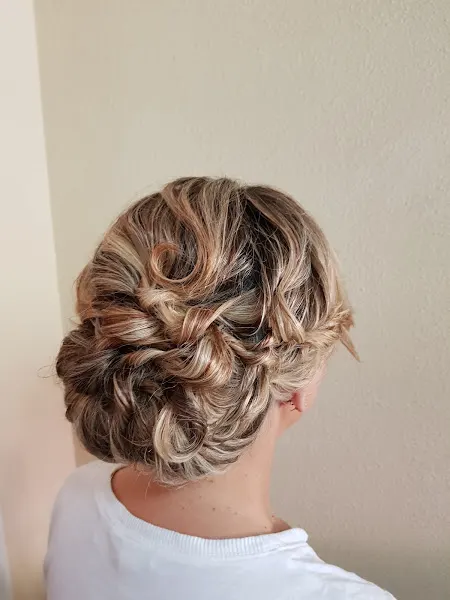 Jordán Estilistas Peluqueria y Maquillaje Novias - San Vicente del Raspeig